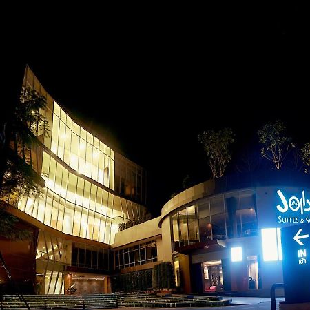 Jolly Suites&Spa Petkasem Haōhng Khēm Exteriör bild