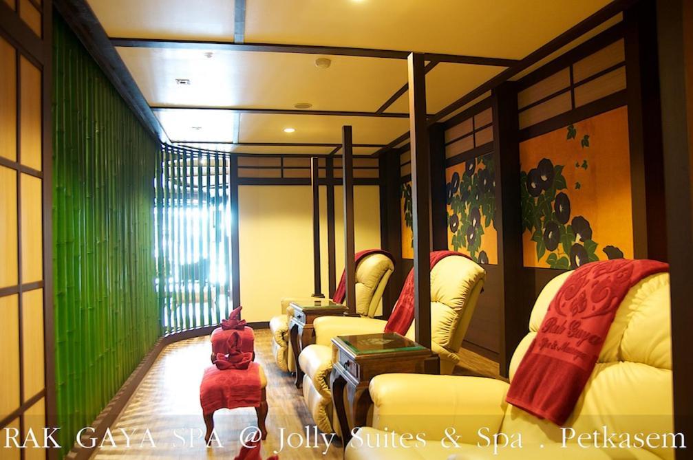 Jolly Suites&Spa Petkasem Haōhng Khēm Exteriör bild